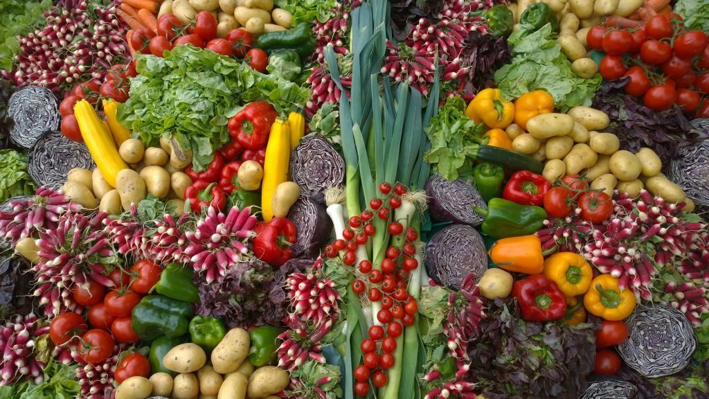 Verdure, soprattutto quelle col più alto apporto proteico, sono essenziali.