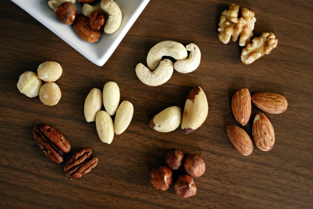 Frutta secca ricca di vitamina E